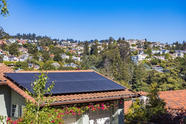 Solar-Panels-on-roof-in-Johannesburg